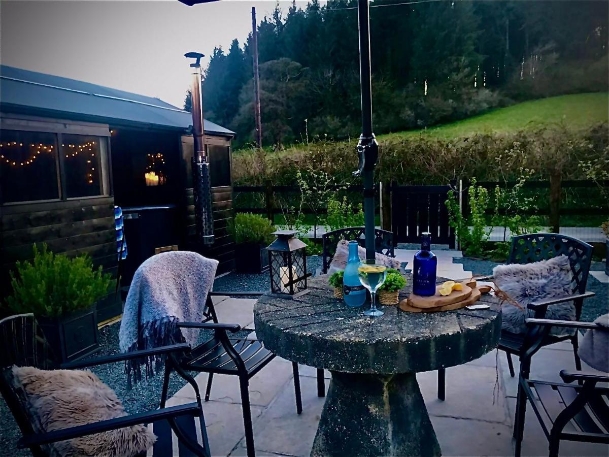 Trelaske Mill Cider Barn-With Hot Tub, Fire Pit Bbq Lewannick Exteriér fotografie