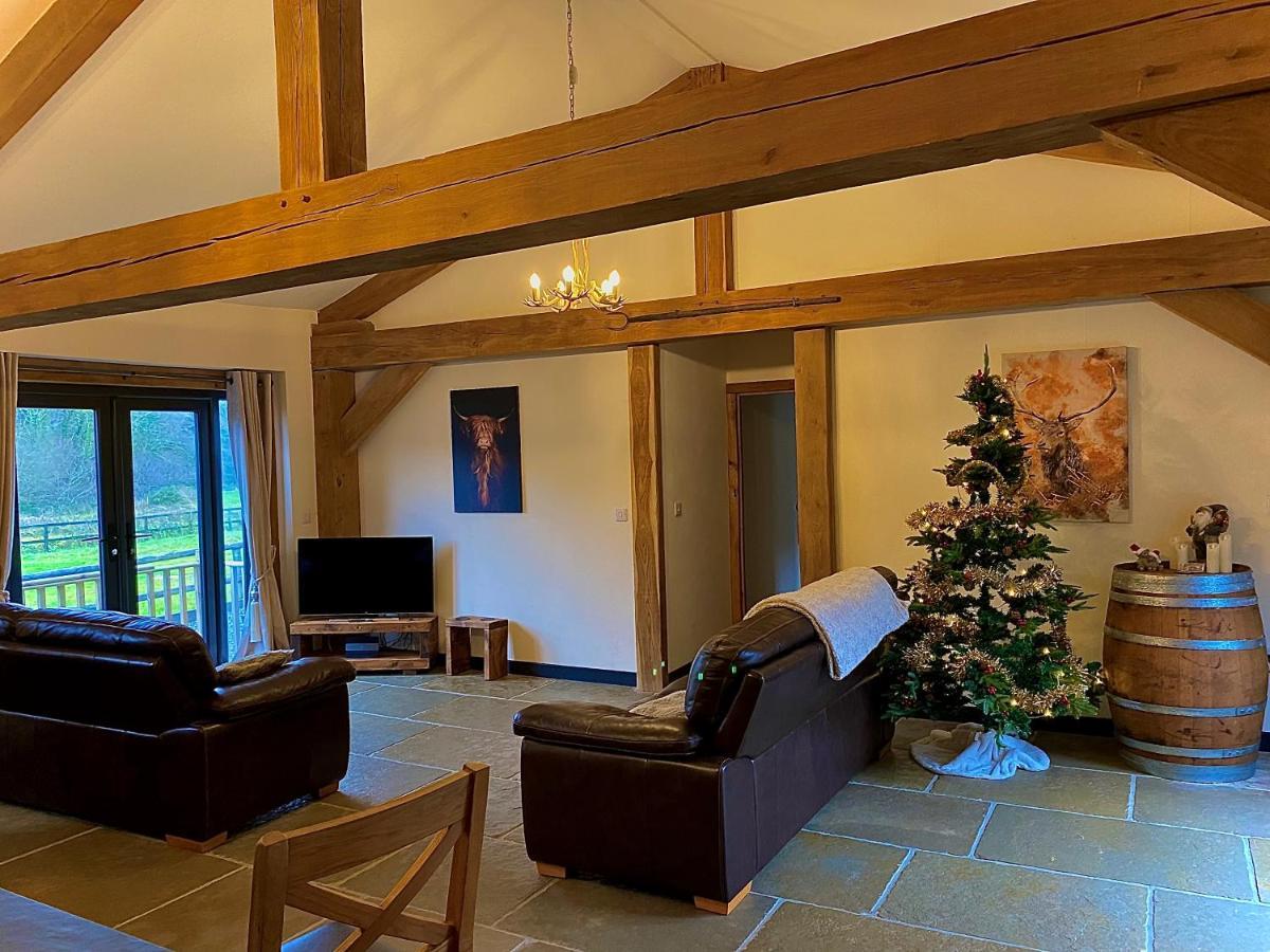 Trelaske Mill Cider Barn-With Hot Tub, Fire Pit Bbq Lewannick Exteriér fotografie